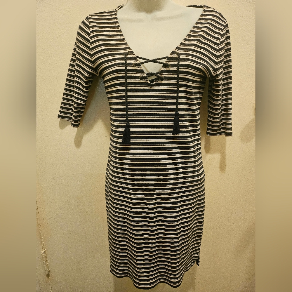Hollister cotton stretchy comfy striped   dress with quarter length sleeves